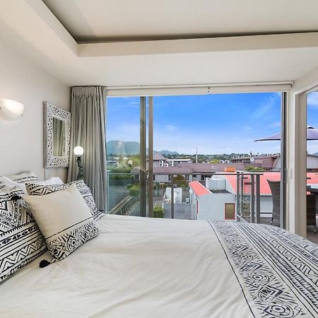 Relax On Roberts - Taupo Holiday Home Esterno foto