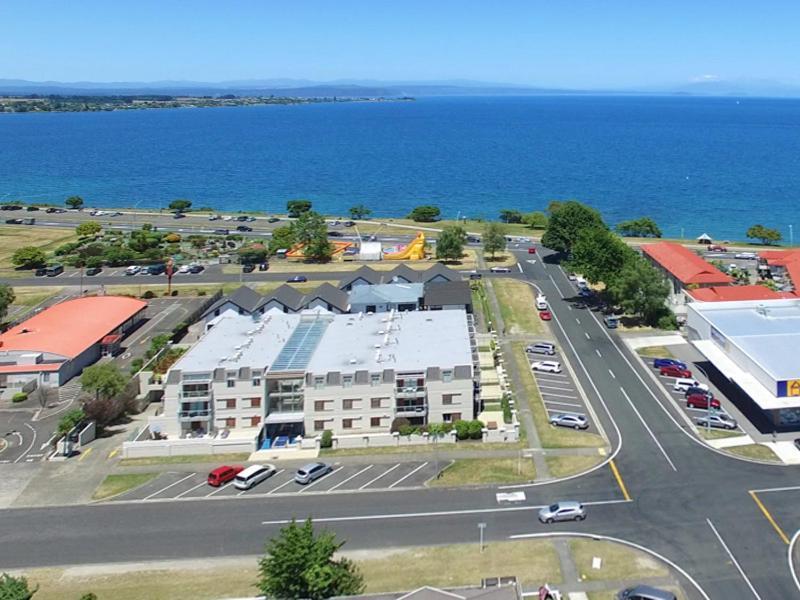 Relax On Roberts - Taupo Holiday Home Esterno foto