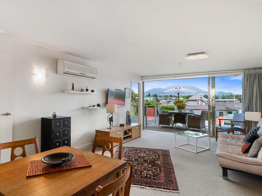 Relax On Roberts - Taupo Holiday Home Esterno foto